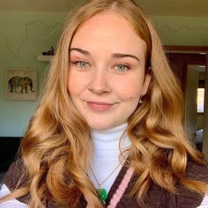 Meet your Posher, Carly